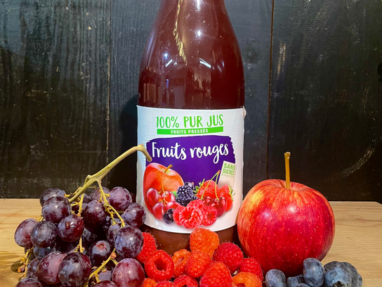 Jus de fruits rouges