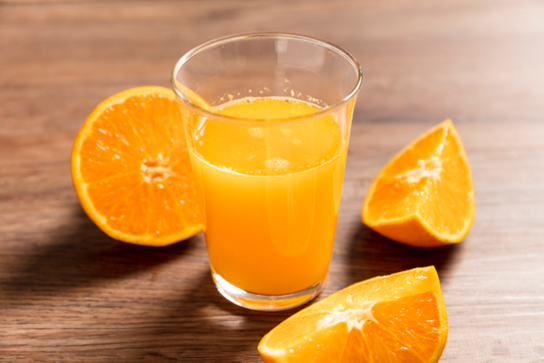 Jus d'orange pressé frais - Maison