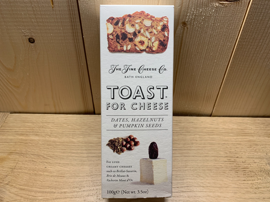 Toasts pour fromages dates, noisettes et graines de courge.