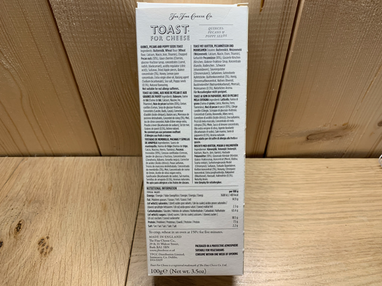 Toasts pour fromages coing, noix pécan, graines de pavot
