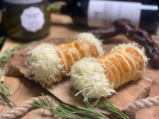 Roulé aux fromages