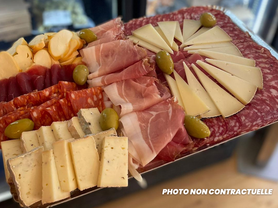 Plateau charcuteries fromages