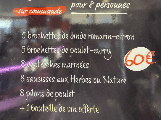 Lot barbecue 8p+ 1 bouteille offerte