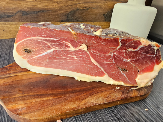 Jambon cru à la truffes