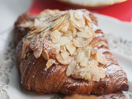 Croissant aux amandes