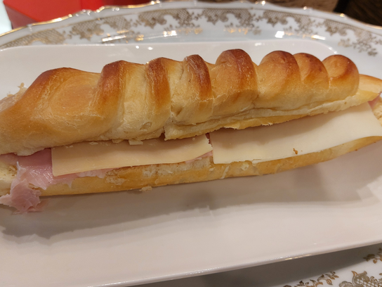 Sandwich viennois jambon comté