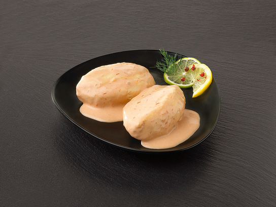 Quenelle de brochet sauce Nantua