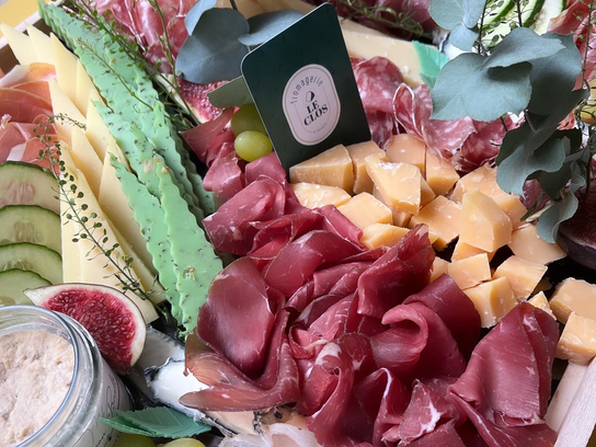 Plateau Dînatoire Fromage et charcuterie - 6/8 personnes