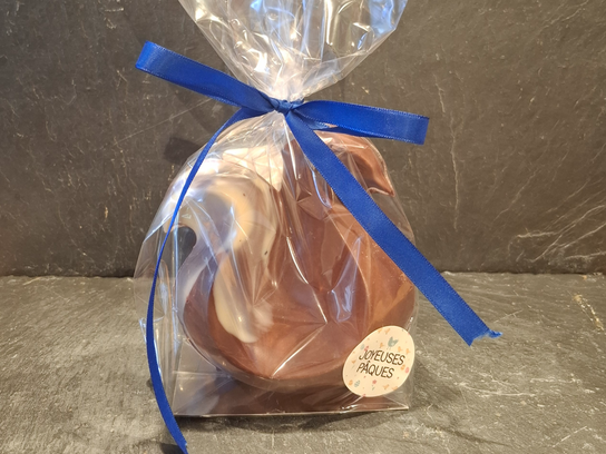 Poule en Chocolat au Lait