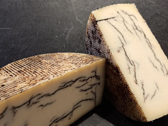 Tomme de brebis à la truffe