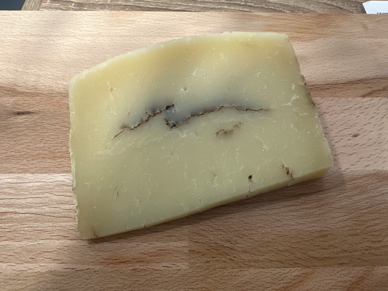 PECORINO À LA TRUFFE