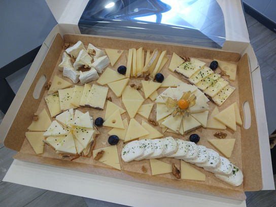 Plateau de fromages à la coupe