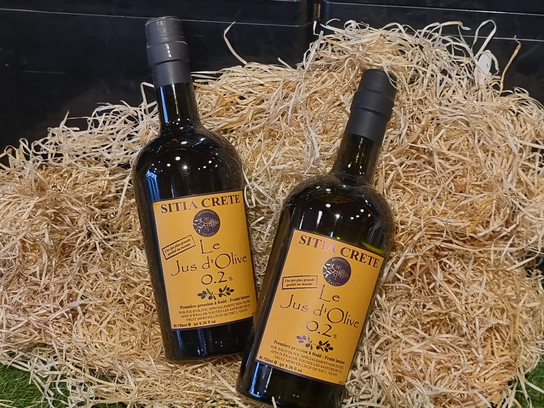 Huile d'olive sitia en bouteille