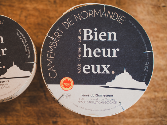 Camembert de Normandie AOP  fermier Le Bien Heureux