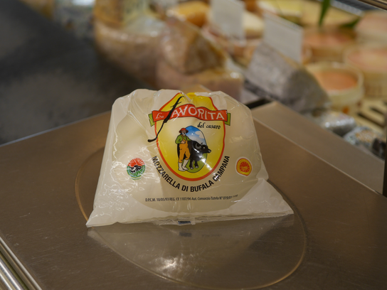 Mozzarella di Bufala Campana