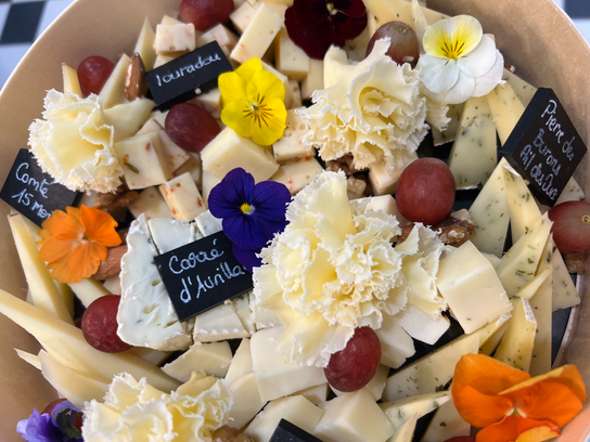 Plateau apéro 4 personnes  avec déco