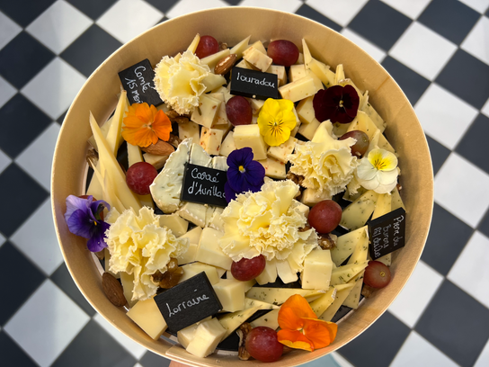 Plateau apéro 4 personnes  avec déco
