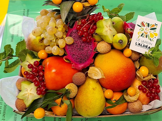 Corbeille de fruits exotique