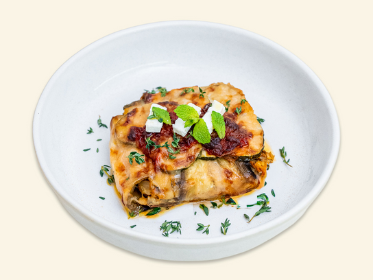 Moussaka de légumes, gratinée à la féta