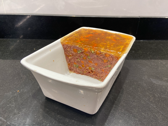 Terrine de bœuf en gelée