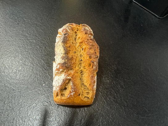 Pain au petit épeautre graine