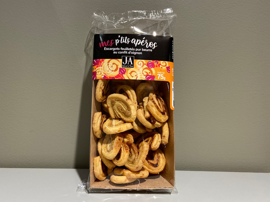 Escargots feuilletés pur beurre au confit d'oignon