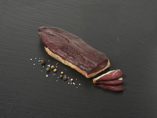 Magret de canard prétranché fumé