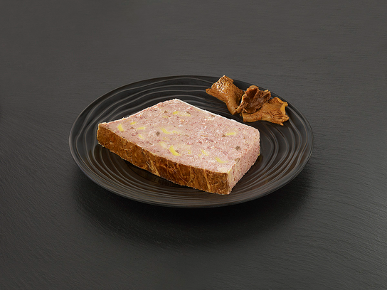 Terrine de foie canard aux girolles