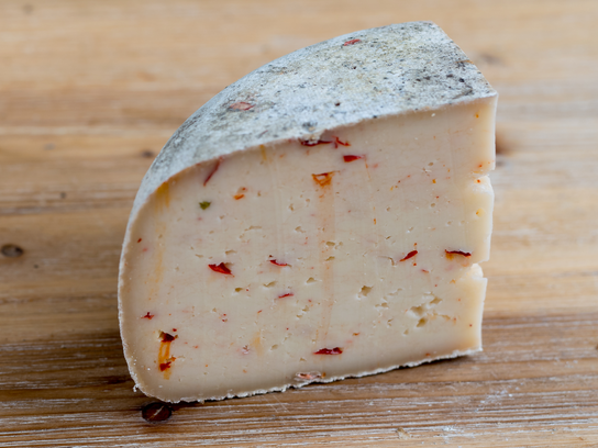 Tomme Basque Aux Piments d’Espelette