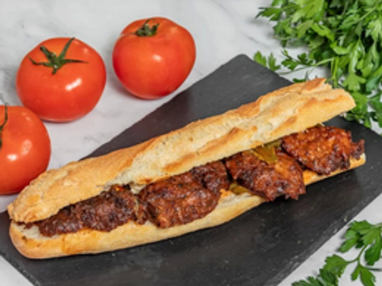 Sandwich boulette makbouba - sauce au choix - Copie