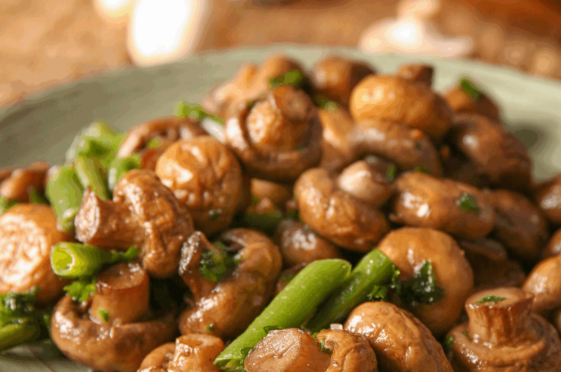 Recette avec des champignons : la traditionnelle poêlée
